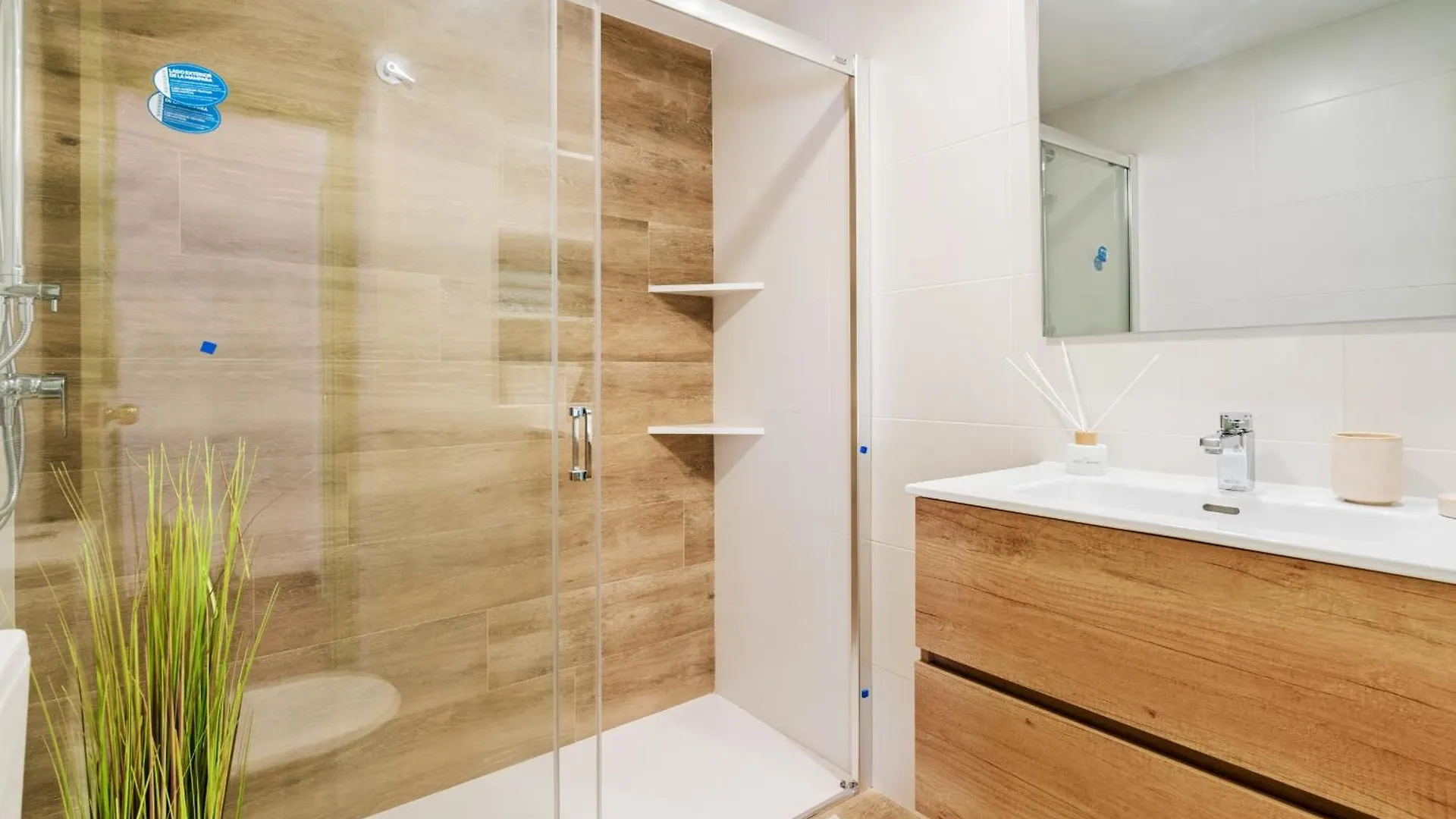 Welcs Apartamento 216 Emp Frente Con Terraza إمبوريابرافا