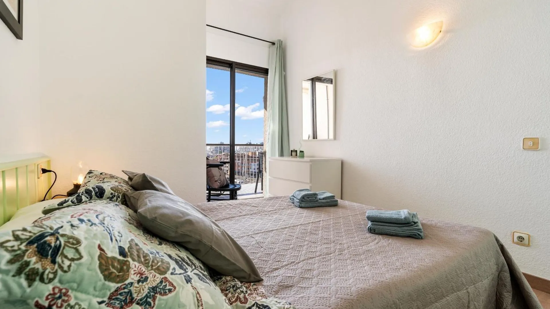 Welcs Apartamento 216 Emp Frente Con Terraza إمبوريابرافا 0*,  إسبانيا